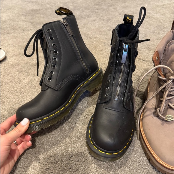 Dr. Martens Black Lace Up Boots - Picture 5 of 5